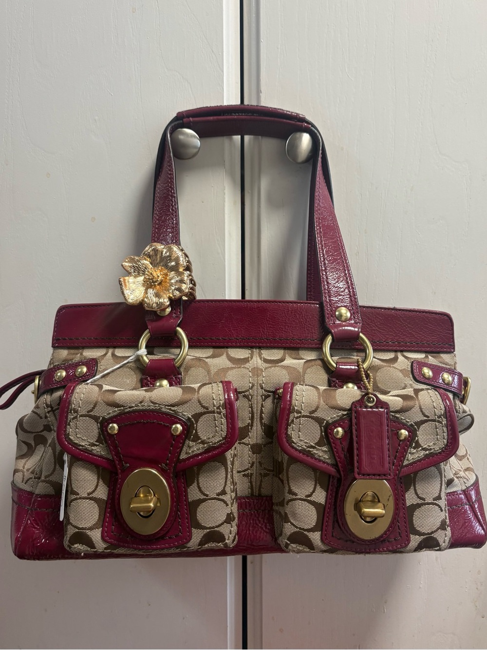 Burgundy double turn lock coach legacy